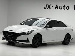 Hyundai Elantra 2022 1.5L CVT 20th Anniversary Edition - ფოტო 1