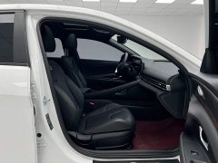 Hyundai Elantra 2022 1.5L CVT 20th Anniversary Edition - ფოტო 8