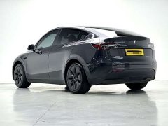 Tesla Model Y Rear-Wheel Drive - ფოტო 7
