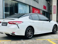 Toyota Camry 2.5S Sharp Elegance Edition - ფოტო 4
