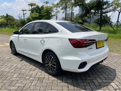 SAIC MG i5 2021 1.5L CVT Diamond Edition - ფოტო 7