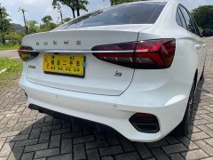 SAIC MG i5 2021 1.5L CVT Diamond Edition - ფოტო 8