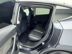 Tesla Model Y Rear-Wheel Drive - ფოტო 14