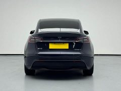 Tesla Model Y Rear-Wheel Drive - ფოტო 5