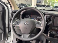 Mitsubishi Outlander 2.0L FWD Comfort 5-Seater - ფოტო 11