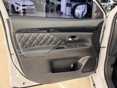 Mitsubishi Outlander 2.0L FWD Comfort 5-Seater - ფოტო 8