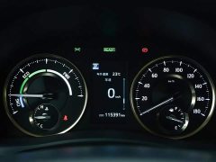 Toyota Alphard Hybrid 2.5L Premium Edition - ფოტო 12