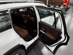 Mercedes-Benz GLB 2024 GLB 220 Dynamic - ფოტო 18