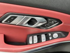 BMW 3 Series 320Li M Sport Package - ფოტო 11