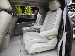 Buick GL8 Land Executive Cabin 652T Luxury - ფოტო 12