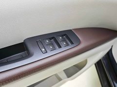 Buick GL8 Land Executive Cabin 652T Luxury - ფოტო 13