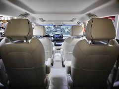 Buick GL8 Land Executive Cabin 652T Luxury - ფოტო 16