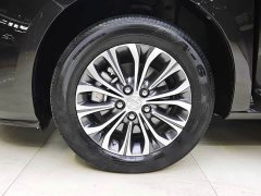 Buick GL8 Land Executive Cabin 652T Luxury - ფოტო 9