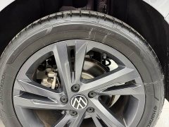 Volkswagen Golf 2023 Facelift 280TSI DSG R-Line - ფოტო 13