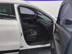 Cadillac XT4 28T FWD Luxury - ფოტო 8