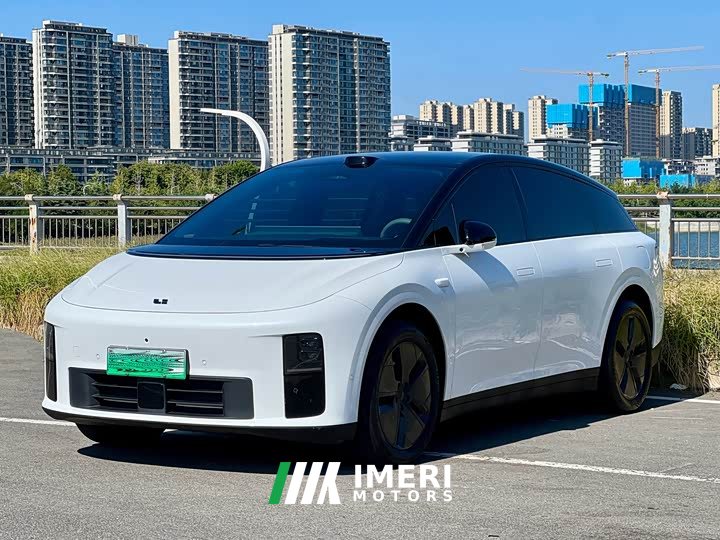 Li Auto i6 Two-Wheel Drive Standard - ავტომობილი ჩინეთიდან