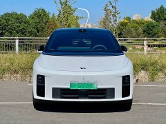 Li Auto i6 Two-Wheel Drive Standard - ფოტო 2