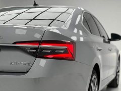 Skoda Superb TSI280 DSG Prestige - ფოტო 9