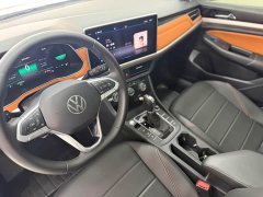 Volkswagen Bora 200TSI DSG Smart Travel PRO - ფოტო 14