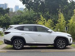 Hyundai Tucson L 1.5T Automatic Two-Wheel Drive GLX Elite - ფოტო 4
