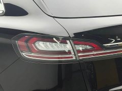 Lincoln Explorer 2.0T AWD Premium - ფოტო 18