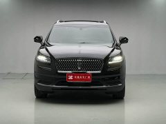 Lincoln Explorer 2.0T AWD Premium - ფოტო 2