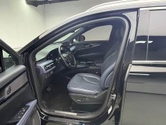 Lincoln Explorer 2.0T AWD Premium - ფოტო 8