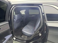 Lincoln Explorer 2.0T AWD Premium - ფოტო 9