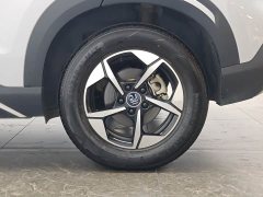 BYD Yuan UP 401KM Leading Edition - ფოტო 9