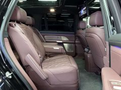 NIO ES8 Six-Seat Executive Signature Edition - ფოტო 12