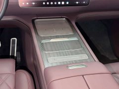 NIO ES8 Six-Seat Executive Signature Edition - ფოტო 17