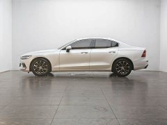 Volvo S60 2020 T4 Inscription Luxury - ფოტო 11