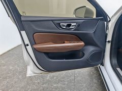 Volvo S60 2020 T4 Inscription Luxury - ფოტო 18