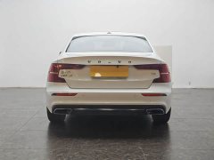 Volvo S60 2020 T4 Inscription Luxury - ფოტო 6