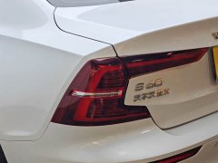 Volvo S60 2020 T4 Inscription Luxury - ფოტო 8