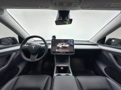 Tesla Model Y Rear-Wheel Drive - ფოტო 15