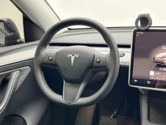 Tesla Model Y Rear-Wheel Drive - ფოტო 16