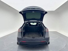Tesla Model Y Rear-Wheel Drive - ფოტო 18