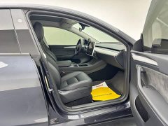 Tesla Model Y Rear-Wheel Drive - ფოტო 20