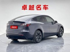 Tesla Model Y Rear-Wheel Drive - ფოტო 3