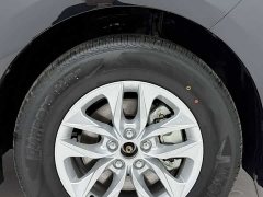 Toyota Gravia 2.5L Hybrid Comfort Edition - photo 11