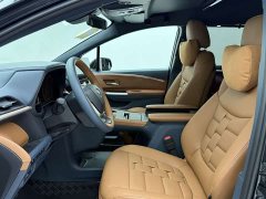 Toyota Gravia 2.5L Hybrid Comfort Edition - photo 14