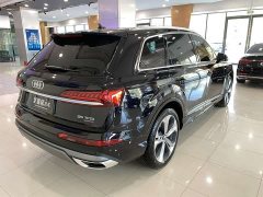 Audi Q7 55 TFSI quattro S line Sport - ფოტო 4