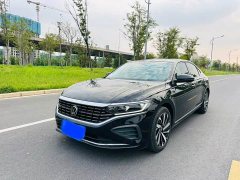 Volkswagen Passat 380TSI Luxury - ფოტო 1