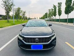 Volkswagen Passat 380TSI Luxury - ფოტო 2