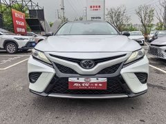 Toyota Camry 2019 2.0S Sharp Luxury Edition National VI - ფოტო 2
