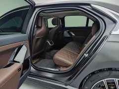 BMW i7 eDrive50L Leading M Sport Package - ფოტო 17
