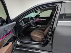BMW i7 eDrive50L Leading M Sport Package - ფოტო 18