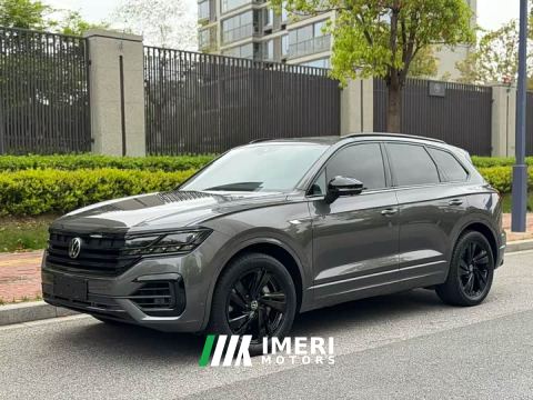 2023 Volkswagen Touareg 3.0TSI Sharp Enjoyment Edition Jet Black Sport Package