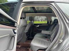 Volkswagen Touareg 3.0TSI Sharp Enjoyment Edition Jet Black Sport Package - ფოტო 10